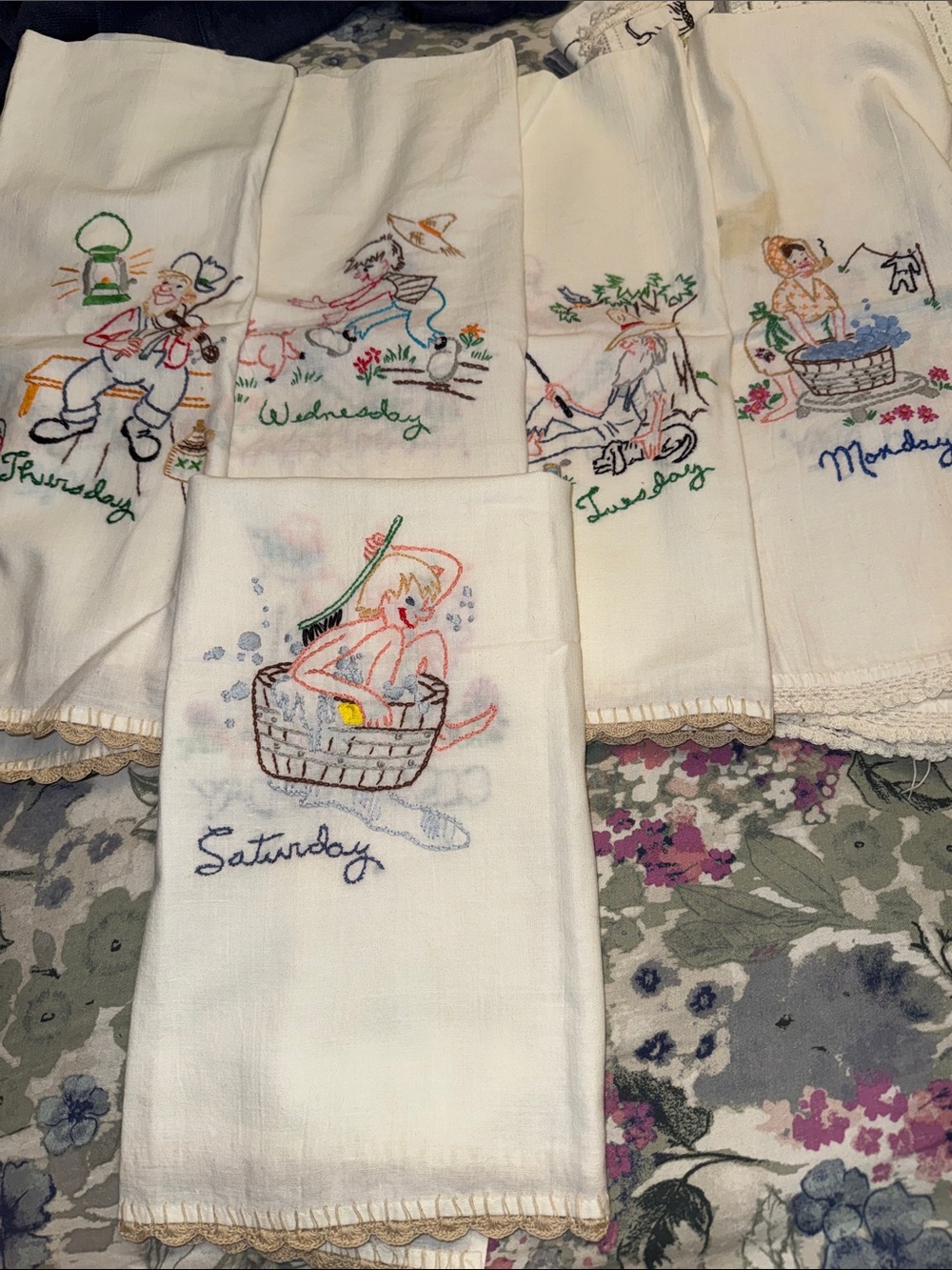 Vintage Embroidered Day-of-Week Kitchen Towels - 5